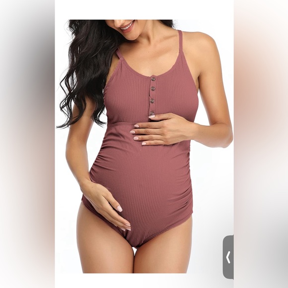 Maternity ribbed swimsuit. Size medium - Picture 1 of 3